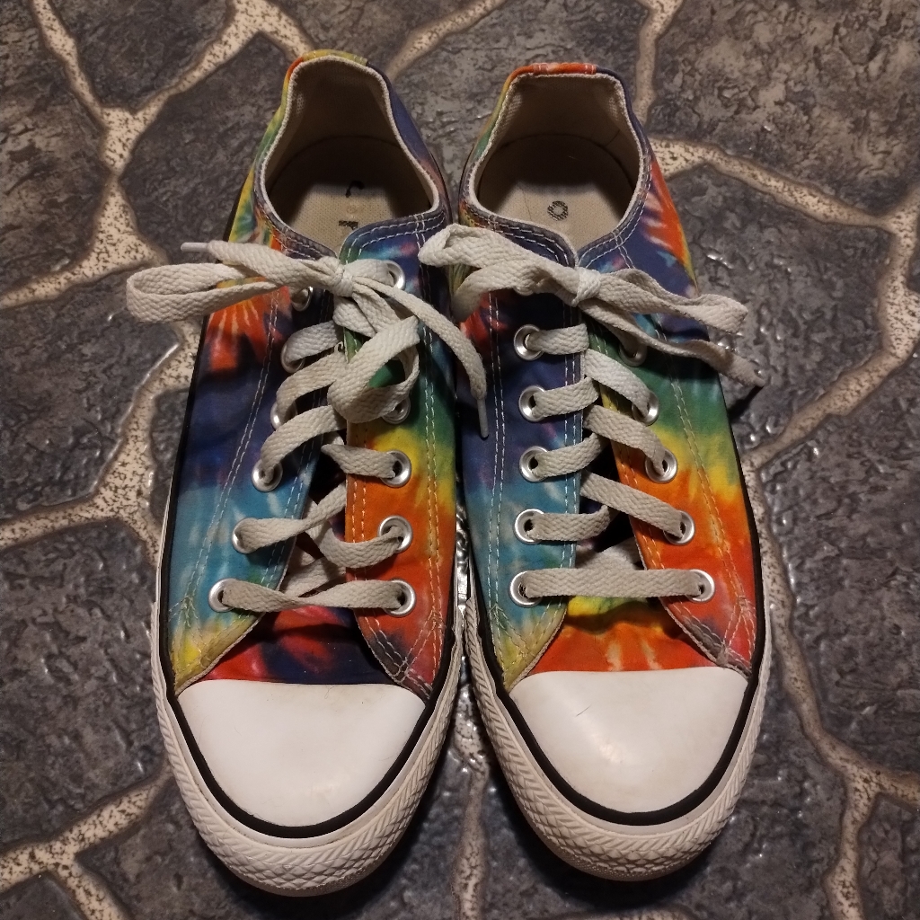 Converse